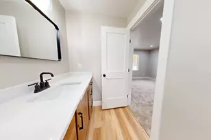 135 S 350 E, Huntington, UT 84528 - Photo 30