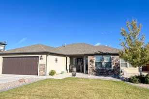 3678 N Monarch Dr, Cedar City, UT 84721 - Photo 2