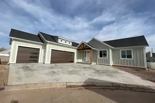 161 N Riviera Dr W, Roosevelt, UT 84066 - Photo 1