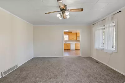 165 N 100 W, Fillmore, UT 84631 - Photo 6