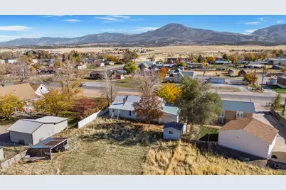 165 N 100 W, Fillmore, UT 84631 - Photo 34