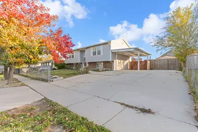 7459 W Gardenia Ave, Magna, UT 84044 - Photo 2
