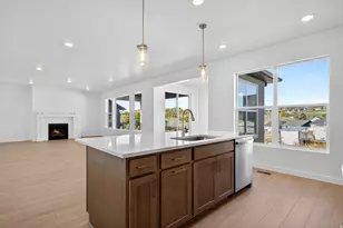 1313 E Larkspur Wy, Layton, UT 84040 - Photo 6