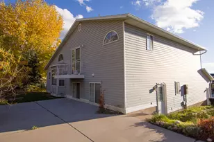 3246 N Mountain Rd, North Ogden, UT 84414 - Photo 4