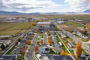 221 W 260 N, Hyde Park, UT 84318 - Photo 42