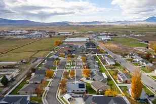 221 W 260 N, Hyde Park, UT 84318 - Photo 32