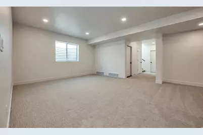 283 W Summerhill Ln W, Centerville, UT 84014 - Photo 28