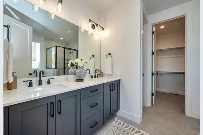 283 W Summerhill Ln W, Centerville, UT 84014 - Photo 18