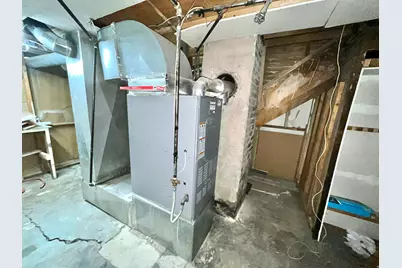 230 E 100 S, Price, UT 84501 - Photo 36