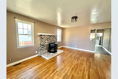 230 E 100 S, Price, UT 84501 - Photo 4