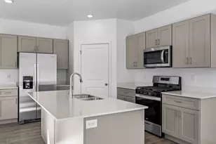 1511 S Fins Rd, Washington, UT 84780 - Photo 14