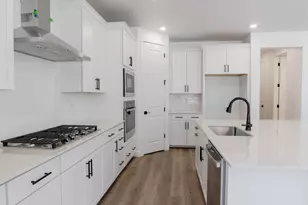 891 W Fallow Dr S, Saratoga Springs, UT 84045 - Photo 10