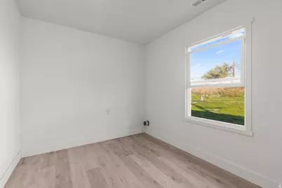 893 S Coleman St W, Tooele, UT 84074 - Photo 10