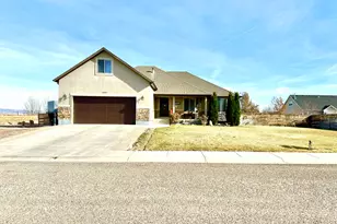 1387 S 1600 W, Vernal, UT 84078 - Photo 1