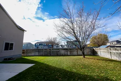 3344 E Kennekuk Ln N, Eagle Mountain, UT 84005 - Photo 28