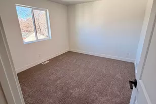 2833 S 9150 W, Magna, UT 84044 - Photo 10