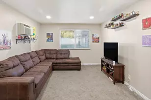 1689 W 8295 S, West Jordan, UT 84088 - Photo 8