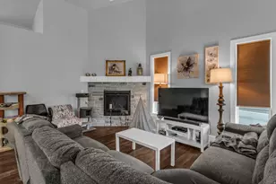 8322 S Levine Ln, Sandy, UT 84070 - Photo 4