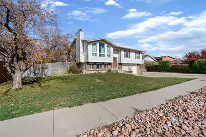 3838 W Sweetwater Cir, West Valley, UT 84120 - Photo 2