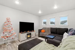 2011 Wren Cir, Logan, UT 84321 - Photo 14