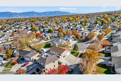 3291 S Hunter Farm Way, West Valley, UT 84128 - Photo 4