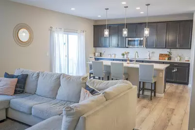 82 N Independence Way, Saratoga Springs, UT 84045 - Photo 12