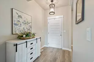 7091 N Oquirrh Rnch Pkwy, Eagle Mountain, UT 84005 - Photo 10