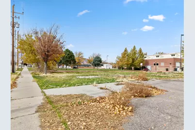 196 W Main St, Grantsville, UT 84029 - Photo 12