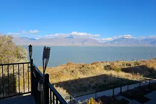 2422 S Blue Water Ln, Saratoga Springs, UT 84045 - Photo 2