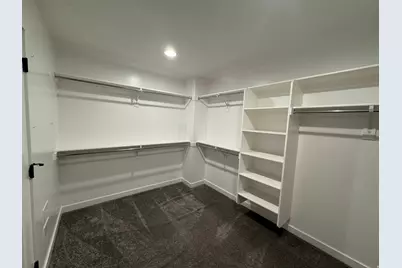 2422 S Blue Water Ln, Saratoga Springs, UT 84045 - Photo 18