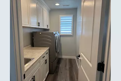 2422 S Blue Water Ln, Saratoga Springs, UT 84045 - Photo 30