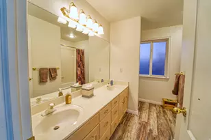 12091 S Lampton View Dr W, Riverton, UT 84065 - Photo 16