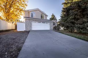 1578 S 1220 W, Vernal, UT 84078 - Photo 2