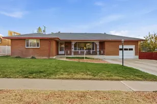 328 E 100 N, Clearfield, UT 84015 - Photo 2