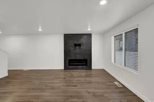 8559 W Meadow Bank Wy, Magna, UT 84044 - Photo 4