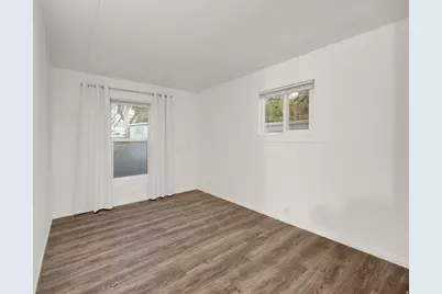 2906 S Garden Park Cir, Salt Lake City, UT 84115 - Photo 6