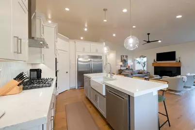 1574 E Winward Dr, Holladay, UT 84117 - Photo 16