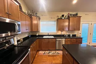 1211 Grandview Dr, Providence, UT 84332 - Photo 18