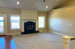 1211 Grandview Dr, Providence, UT 84332 - Photo 6