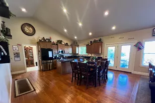 1211 Grandview Dr, Providence, UT 84332 - Photo 8