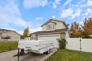 5352 W Cassatt Circle, Kearns, UT 84118 - Photo 6