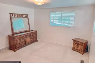 567 S 670 E, Orem, UT 84097 - Photo 12