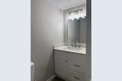 785 Percival St, North Salt Lake, UT 84054 - Photo 4