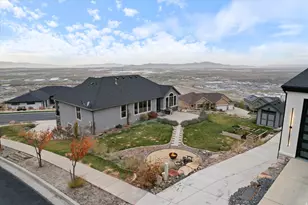 919 Parkway Dr, North Salt Lake, UT 84054 - Photo 38