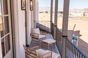 718 W Vista Sur Ln, Saint George, UT 84790 - Photo 8