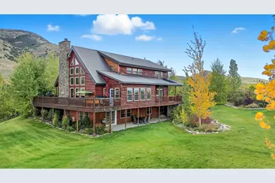 242 Canyon View Dr, Malad City, ID 83252 - Photo 2