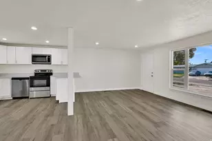 2512 N 475 W, Sunset, UT 84015 - Photo 12