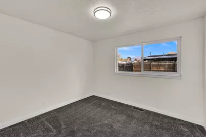 2512 N 475 W, Sunset, UT 84015 - Photo 16