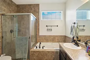 128 W Parramatta Ln, Salt Lake City, UT 84115 - Photo 12