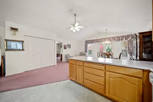 7083 Village Pl, Midvale, UT 84047 - Photo 8